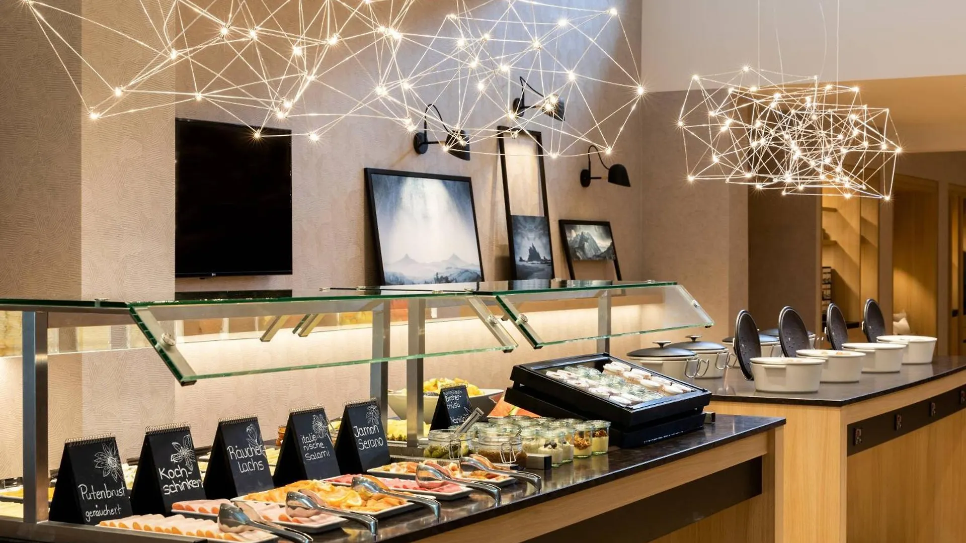 Ac Hotel By Marriott Berlin Humboldthain Park Germany