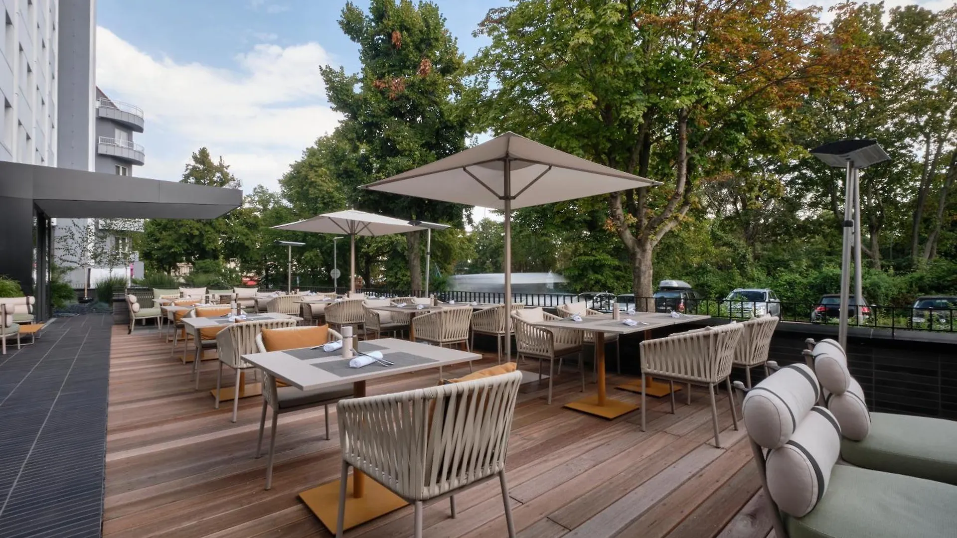 Ac Hotel By Marriott Berlin Humboldthain Park